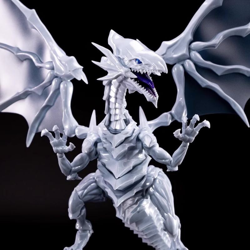 Model Kit Yugioh Bandai - 新しい遊戯王ブルーアイズホワイトドラゴンモデル金属スプレー塗装アクションフィギュア組み立てキットデスクトップ装飾品収集ギフト