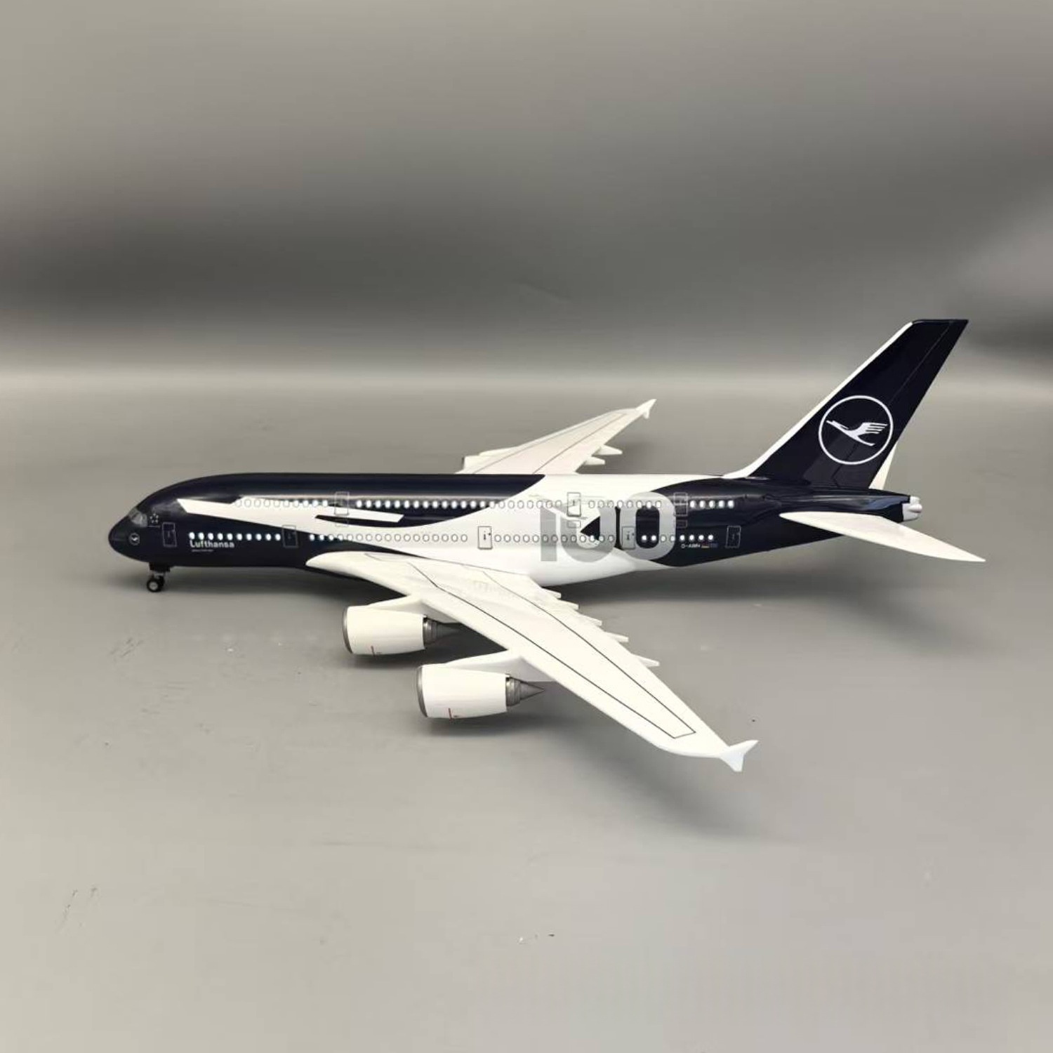 新しい45cm ルフトハンザ A380 100周年記念コレク - Model Kit New のレビューと価格