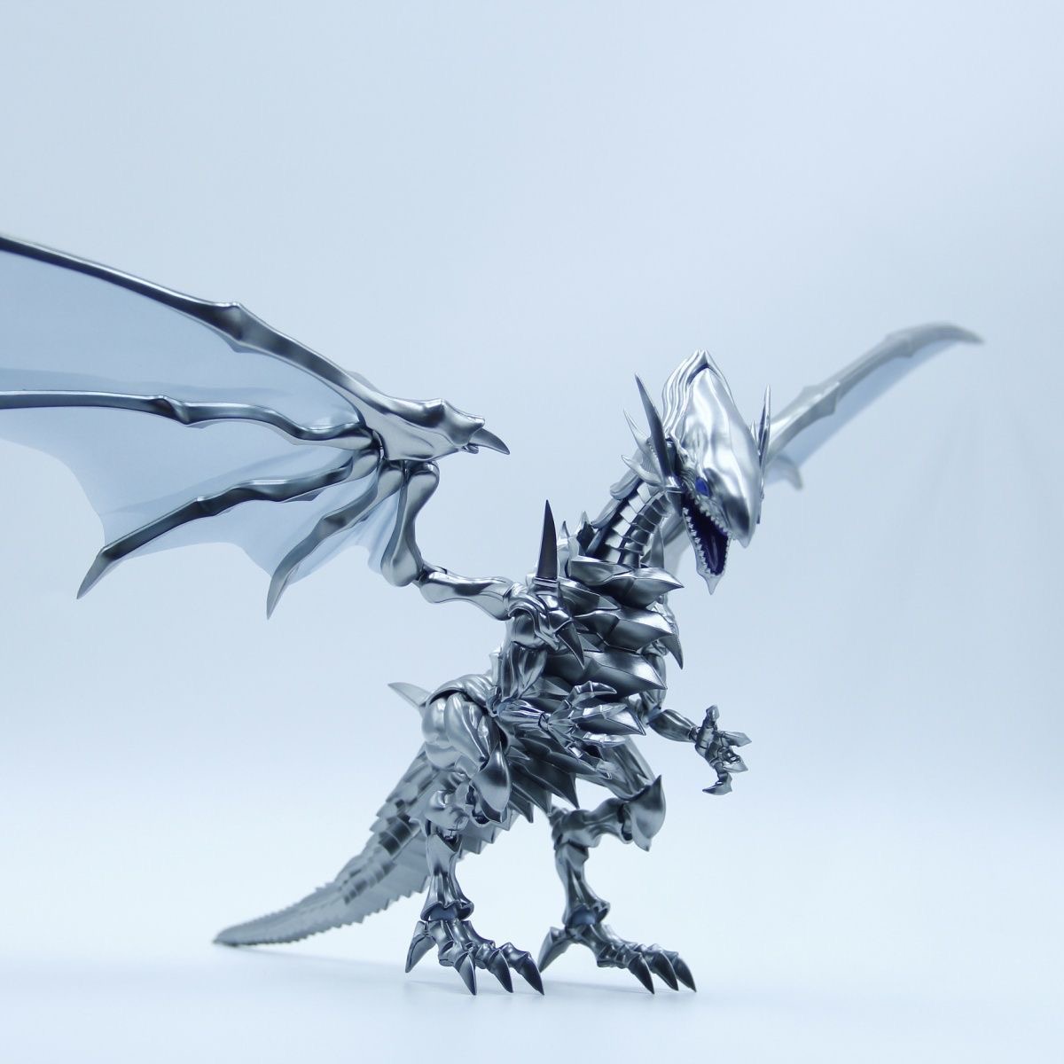 在庫あり HMGY モデル ブルーアイズ ホワイトドラゴン  - Model Kit Yugioh Bandai のレビューと価格